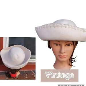 Vintage Ivory‎ felt Soutache hat